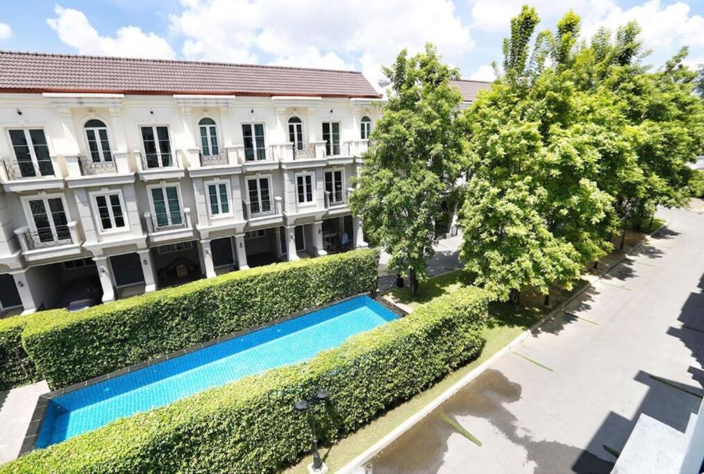 Miq_home403/asok Bts/resort Pool/9pax/1000mbwifi Biệt thự Bangkok