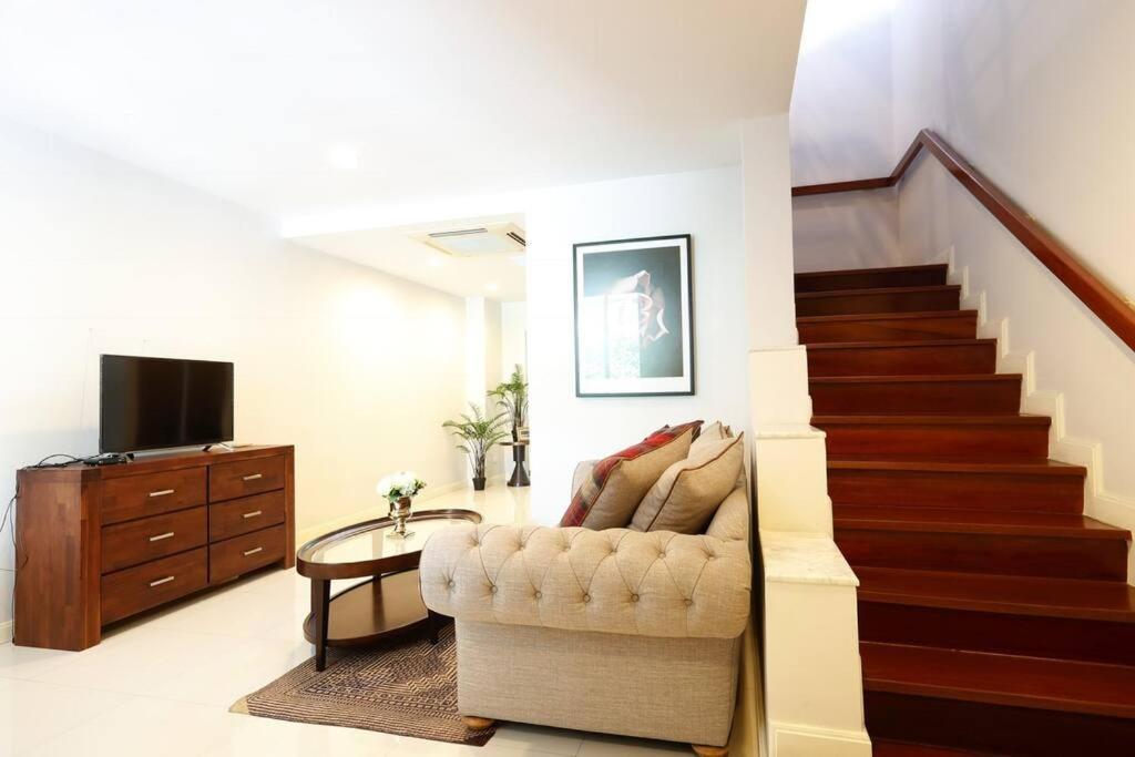 Biệt thự Miq_home403/asok Bts/resort Pool/9pax/1000mbwifi