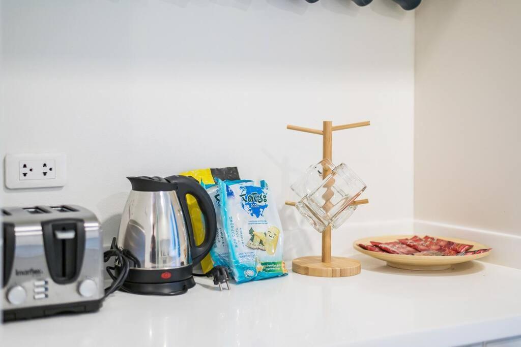 Biệt thự Miq_home403/asok Bts/resort Pool/9pax/1000mbwifi Bangkok